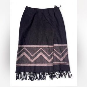 Jones New York Black and Grey Fringed Pencil Skirt